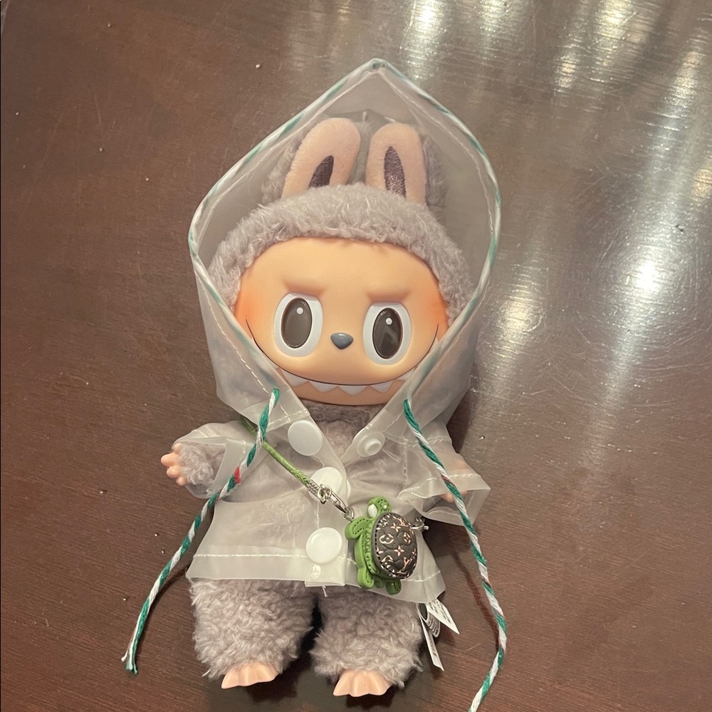 Labubu Raincoat and luxury turtle accessory new - no doll